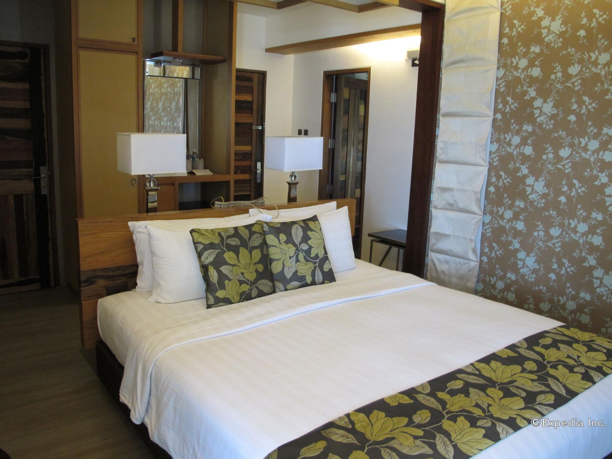 Infinity Resort Puerto Galera Ngoại thất bức ảnh