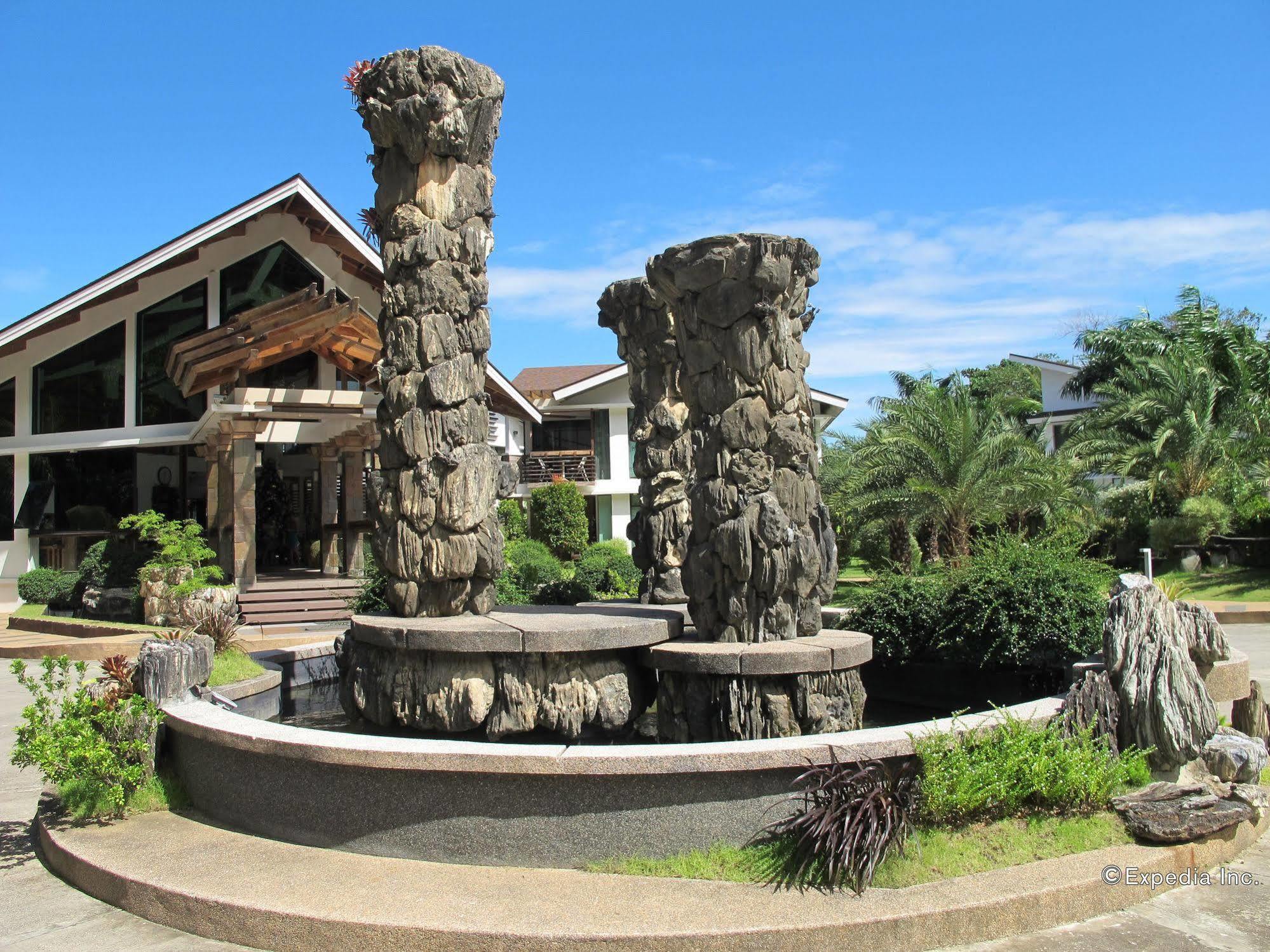 Infinity Resort Puerto Galera Ngoại thất bức ảnh